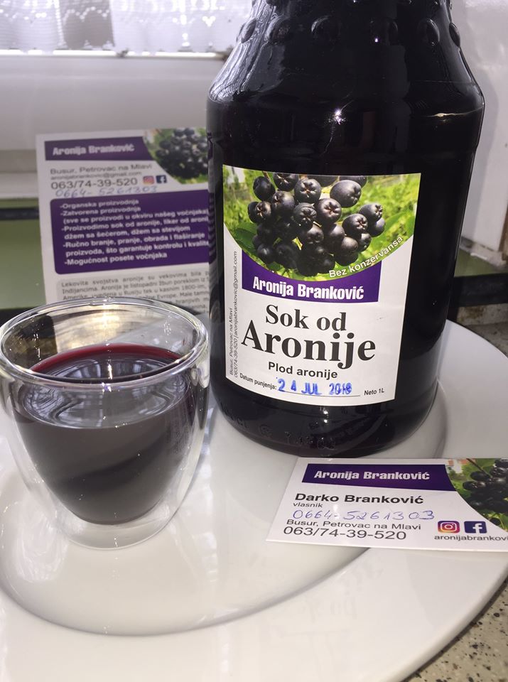 Sok od aronije